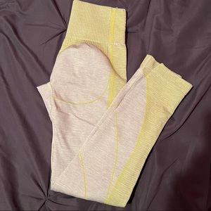 GYM🦈 HYPER AMPLIFY LEGGINGS